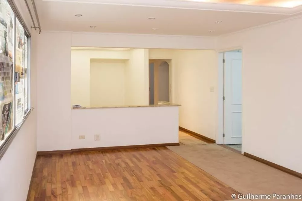 Apartamento à venda com 3 quartos, 117m² - Foto 1