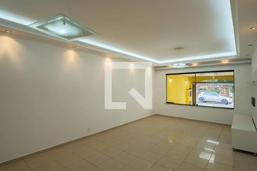 Casa, 4 quartos, 250 m² - Foto 4