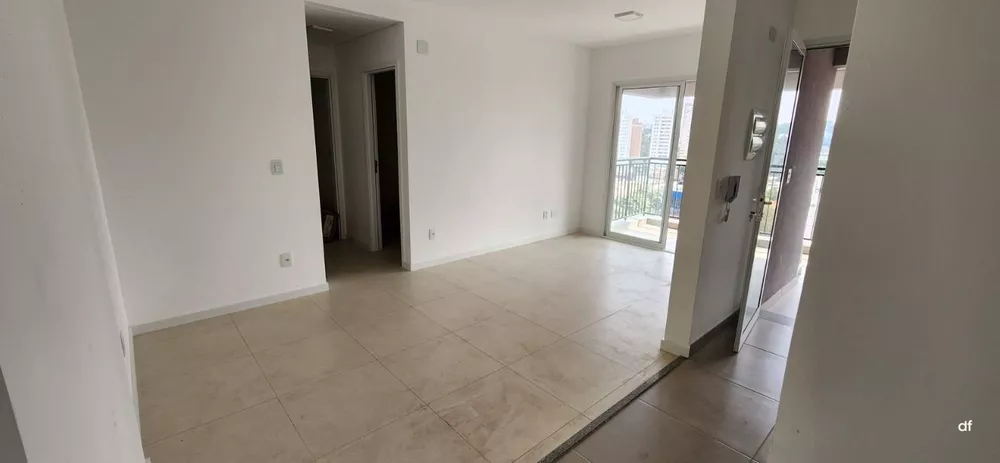 Apartamento à venda com 2 quartos, 61m² - Foto 1