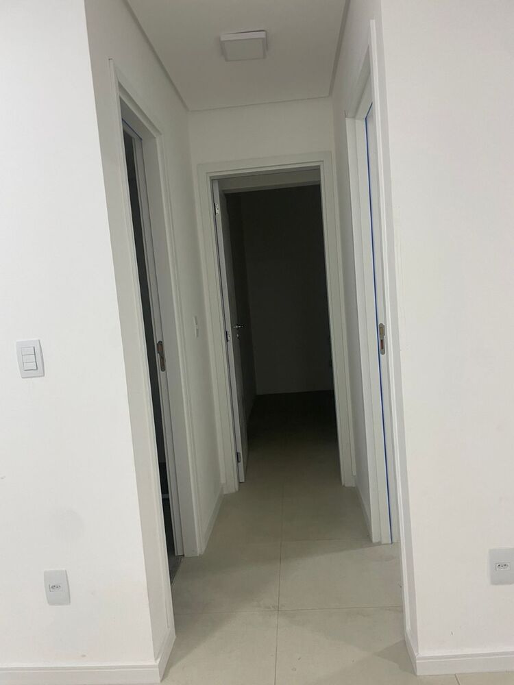 Apartamento à venda com 2 quartos, 61m² - Foto 8