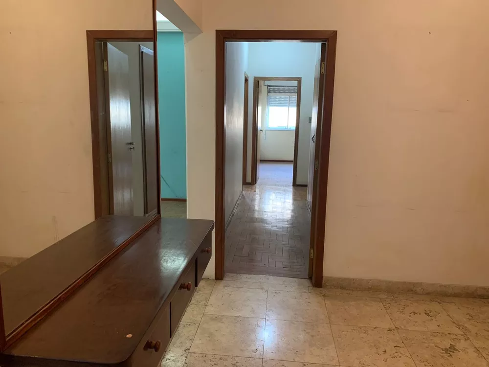 Apartamento à venda com 3 quartos, 202m² - Foto 3