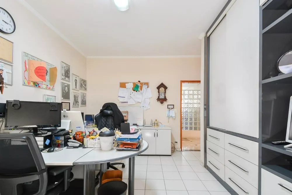 Apartamento à venda com 3 quartos, 230m² - Foto 4