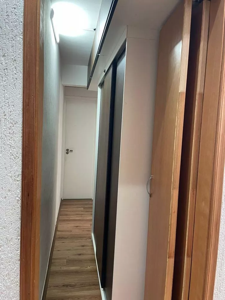 Apartamento à venda com 2 quartos, 65m² - Foto 2