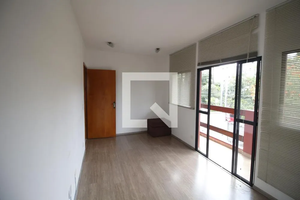 Casa, 10 quartos, 321 m² - Foto 2