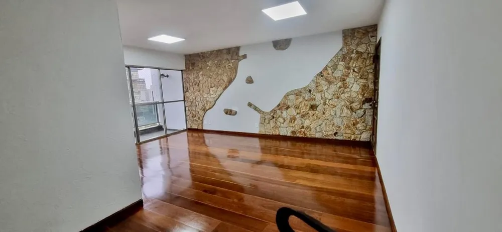 Apartamento, 3 quartos, 130 m² - Foto 2