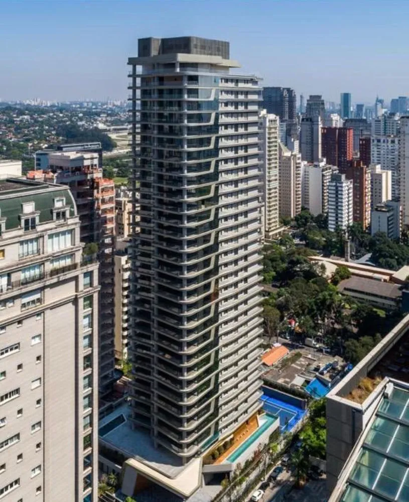 Apartamento, 3 quartos, 570 m² - Foto 1