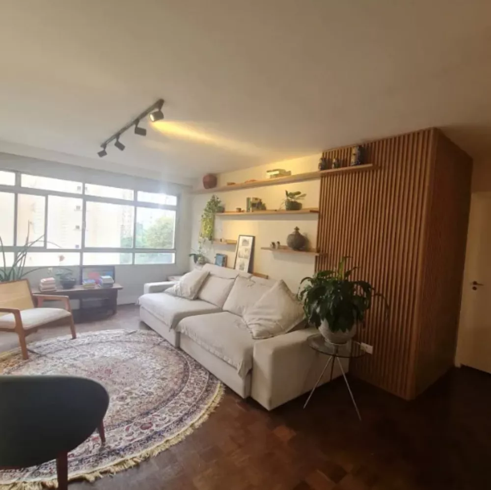 Apartamento à venda com 3 quartos, 125m² - Foto 1