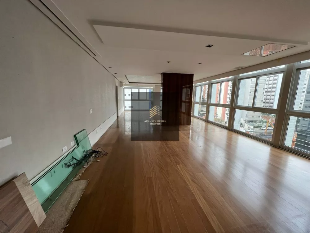 Apartamento à venda com 4 quartos, 251m² - Foto 1