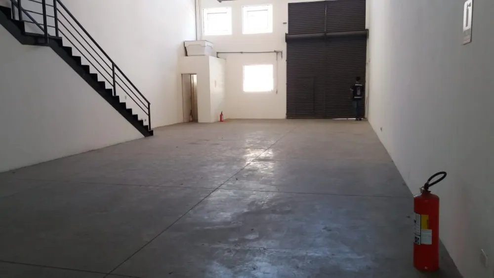 Depósito-Galpão, 800 m² - Foto 1