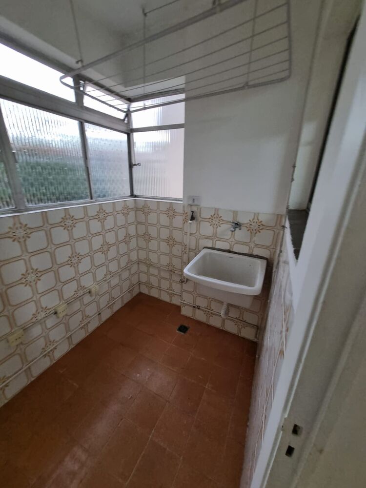 Apartamento à venda com 2 quartos, 70m² - Foto 9