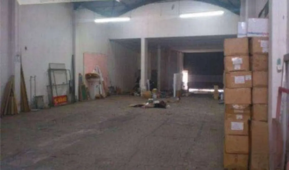 Depósito-Galpão, 650 m² - Foto 1