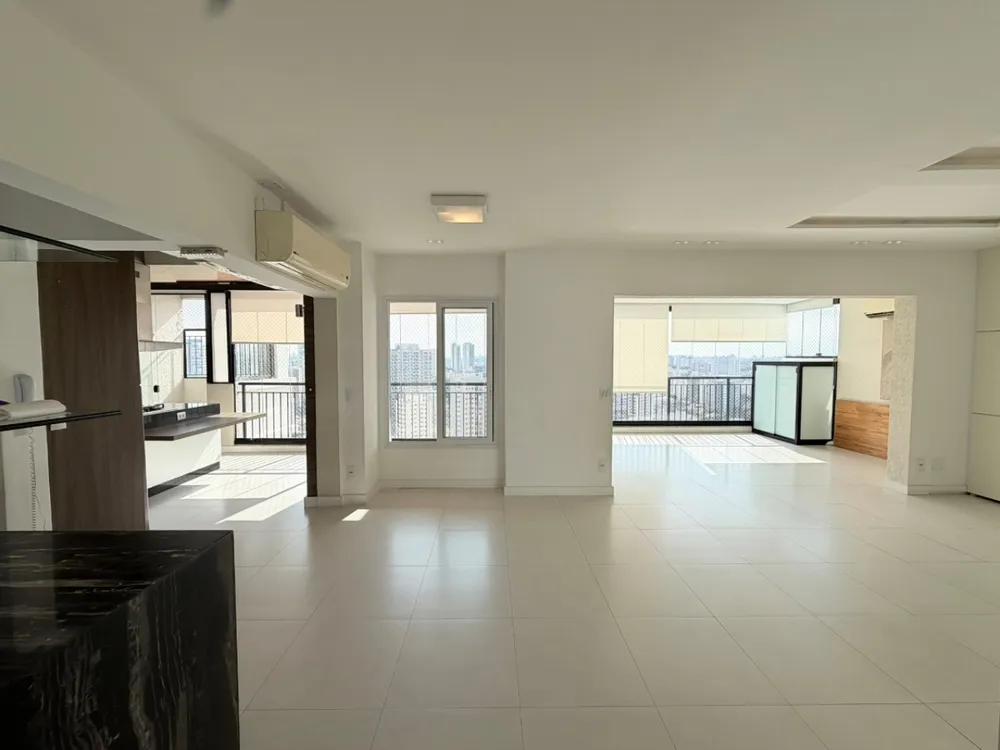 Apartamento, 3 quartos, 130 m² - Foto 1