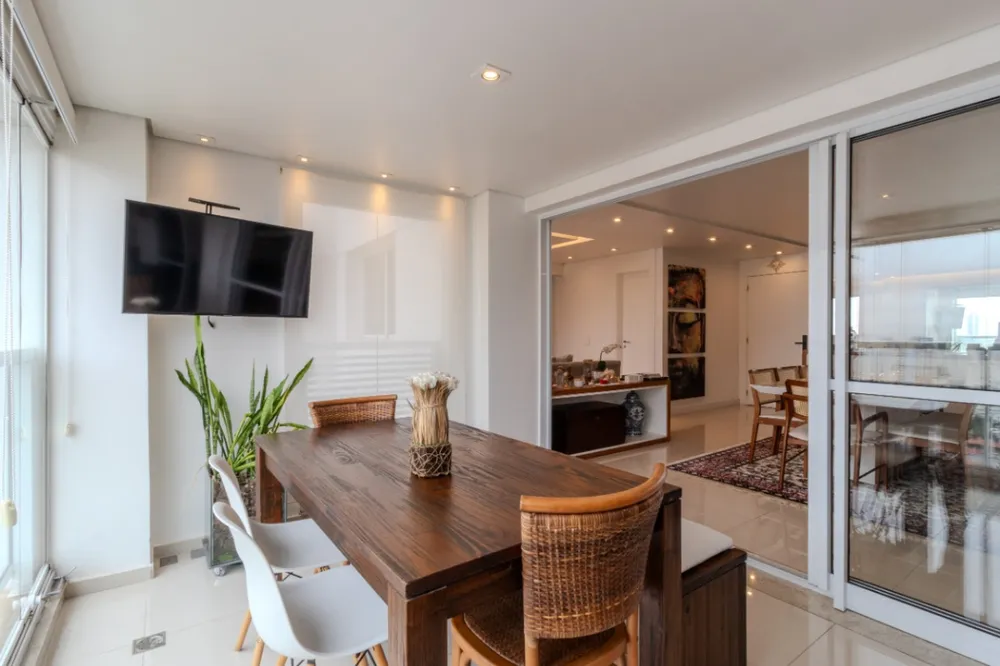 Apartamento, 3 quartos, 140 m² - Foto 3