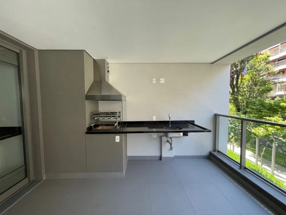 Apartamento, 3 quartos, 320 m² - Foto 2