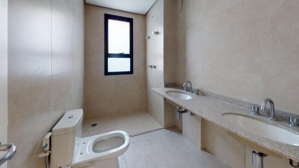 Apartamento à venda com 3 quartos, 131m² - Foto 1