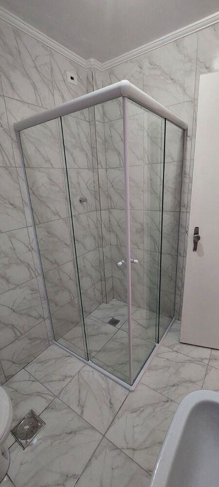 Apartamento à venda com 3 quartos, 80m² - Foto 2