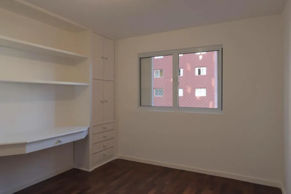 Apartamento, 3 quartos, 240 m² - Foto 3
