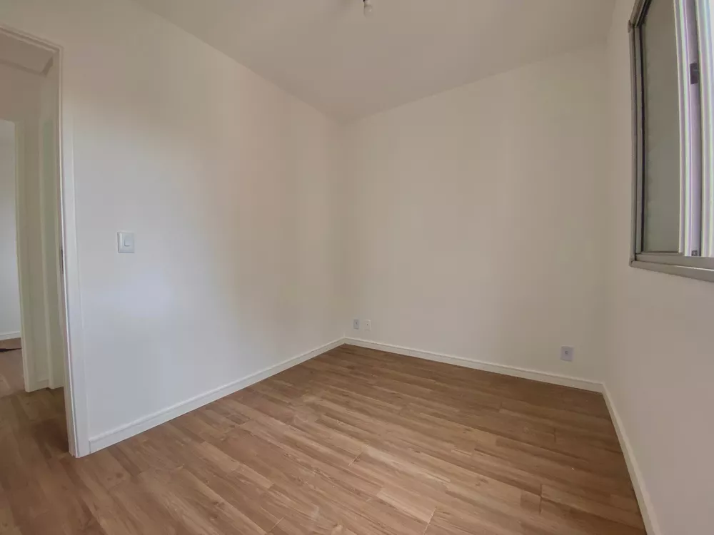 Apartamento à venda com 2 quartos, 47m² - Foto 3