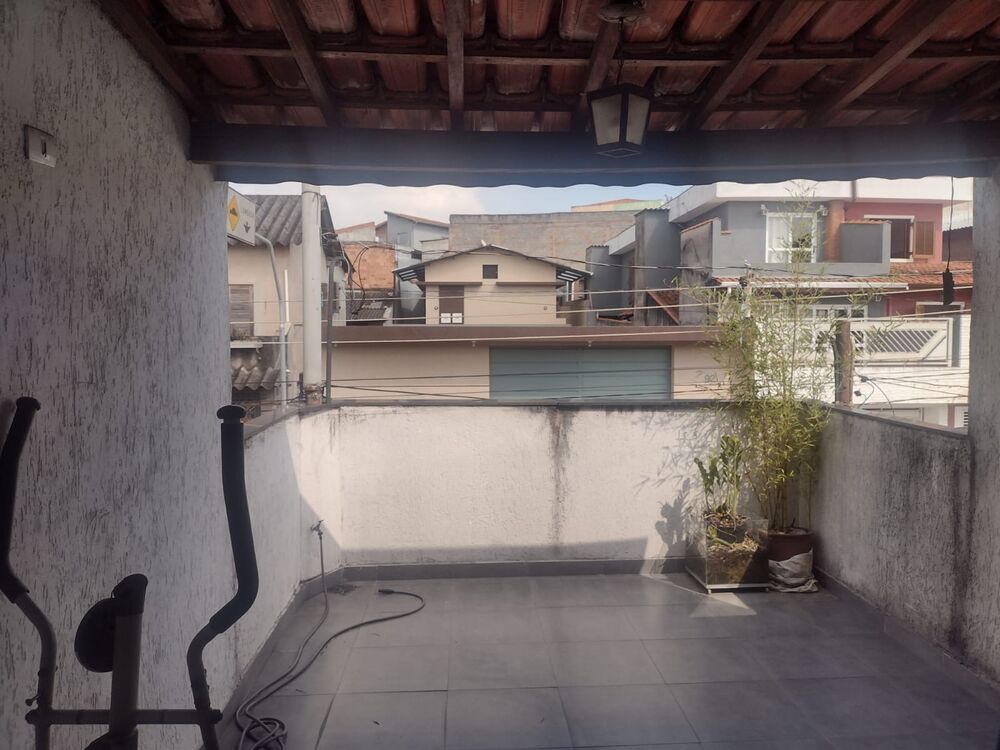 Casa à venda com 3 quartos, 100m² - Foto 4