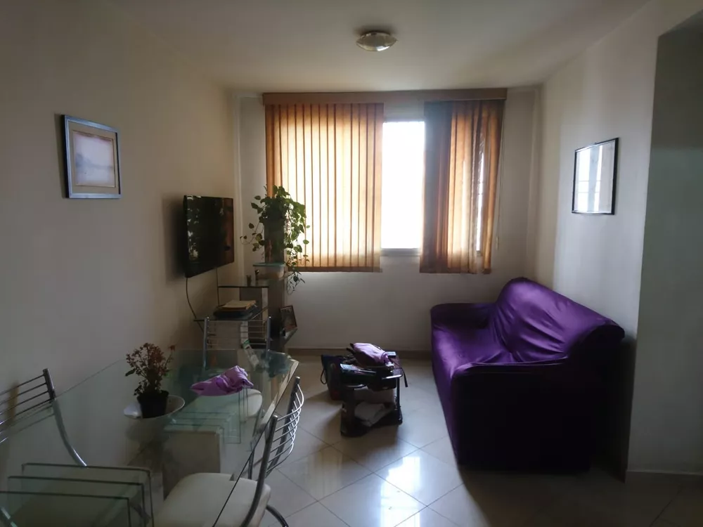 Apartamento à venda com 2 quartos, 62m² - Foto 1