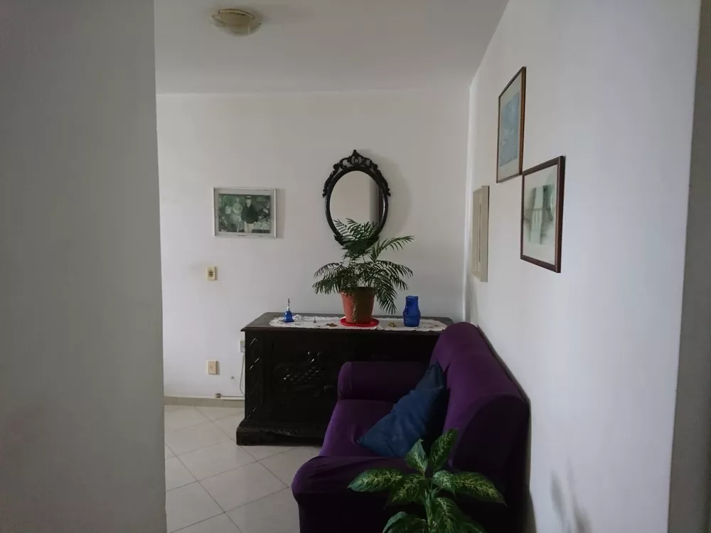 Apartamento à venda com 2 quartos, 62m² - Foto 3