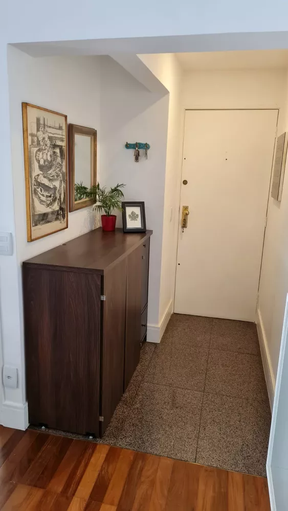 Apartamento à venda com 2 quartos, 92m² - Foto 2