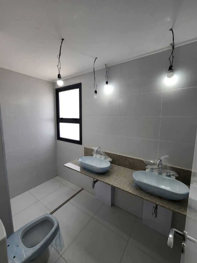 Apartamento, 3 quartos, 162 m² - Foto 1