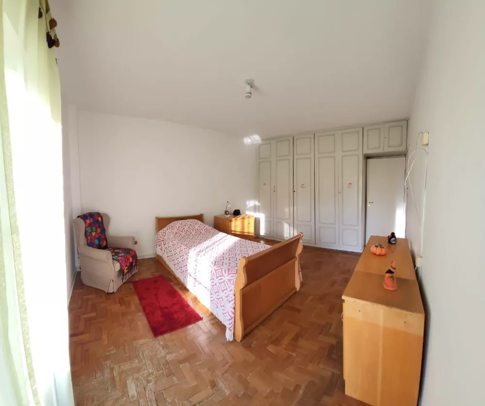 Apartamento à venda com 3 quartos, 160m² - Foto 4