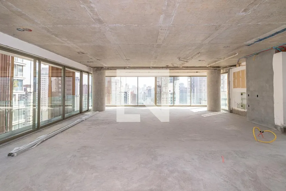 Apartamento, 3 quartos, 352 m² - Foto 1