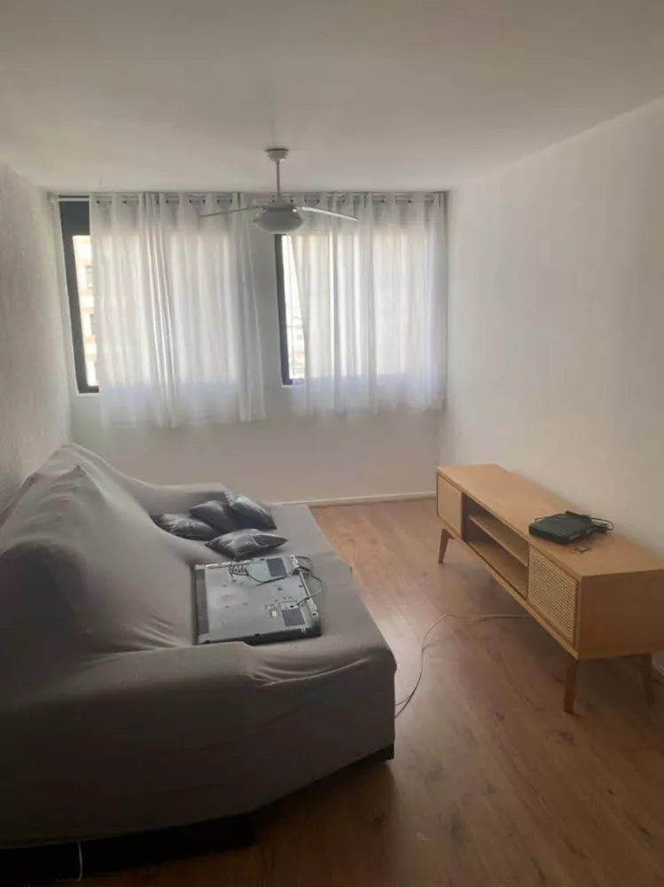 Apartamento à venda com 2 quartos, 66m² - Foto 1