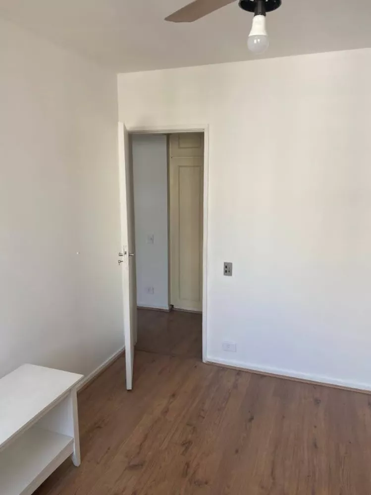 Apartamento à venda com 2 quartos, 66m² - Foto 4