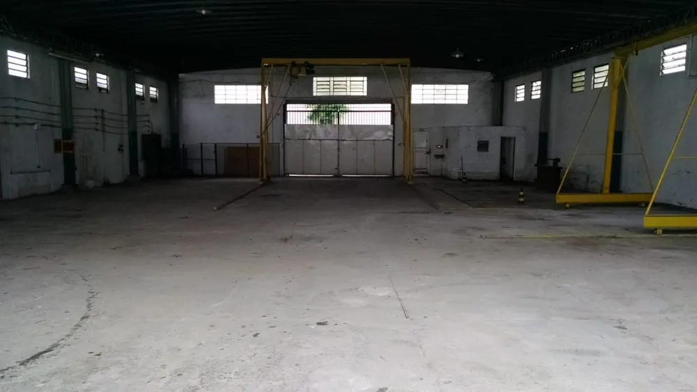 Depósito-Galpão, 815 m² - Foto 1