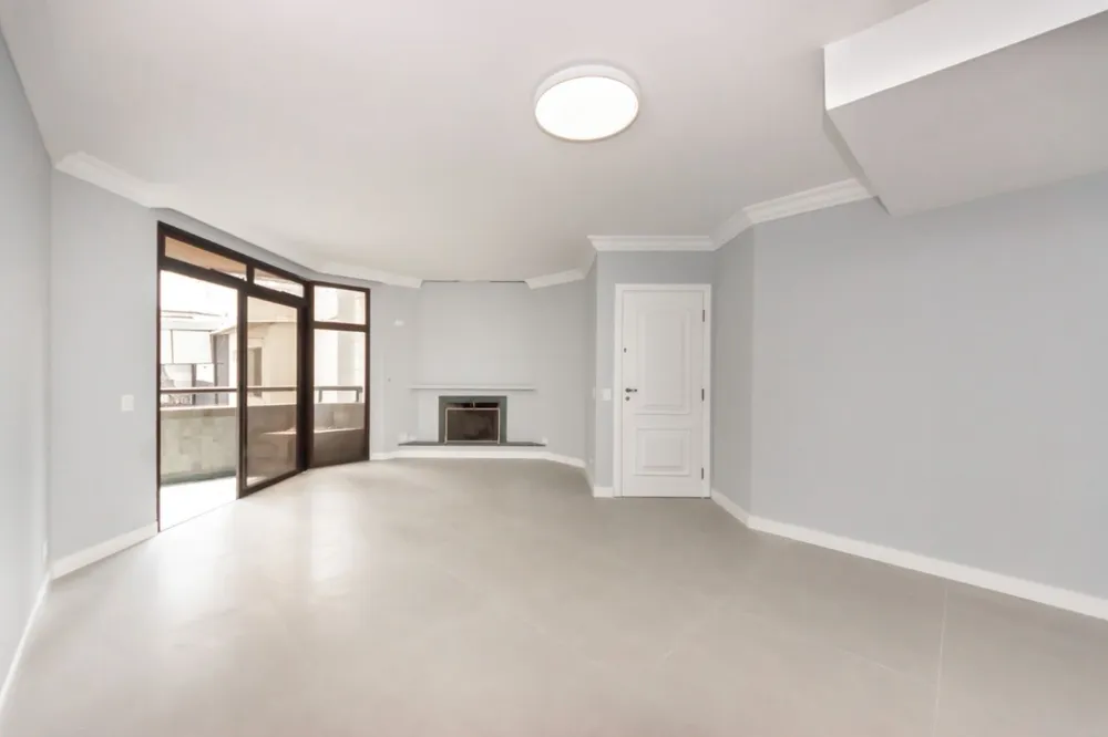 Apartamento, 3 quartos, 130 m² - Foto 2