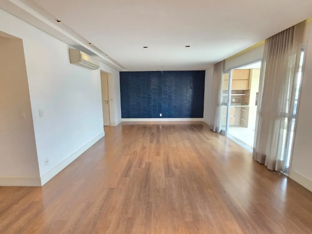 Apartamento, 3 quartos, 140 m² - Foto 2