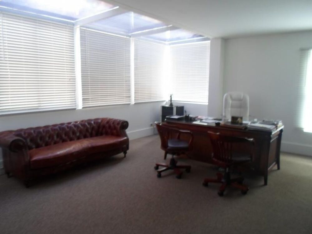 Casa, 5 quartos, 240 m² - Foto 2