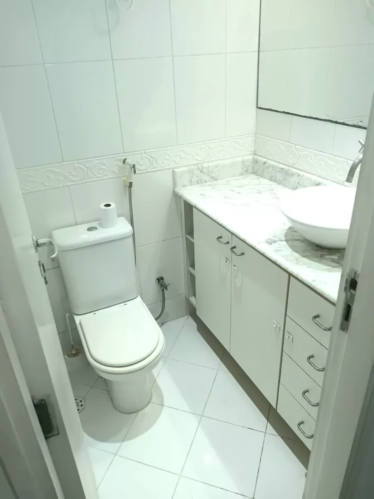 Apartamento à venda com 3 quartos, 75m² - Foto 3