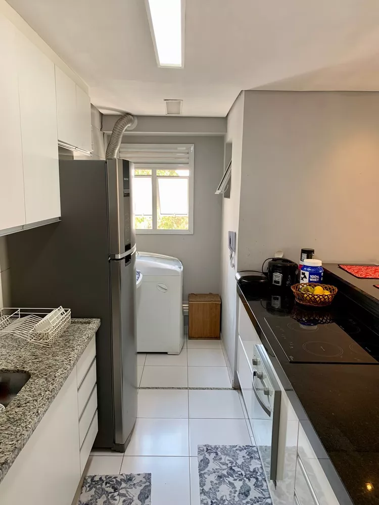 Apartamento à venda com 2 quartos, 70m² - Foto 3