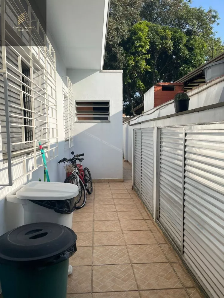 Casa à venda com 4 quartos, 250m² - Foto 2