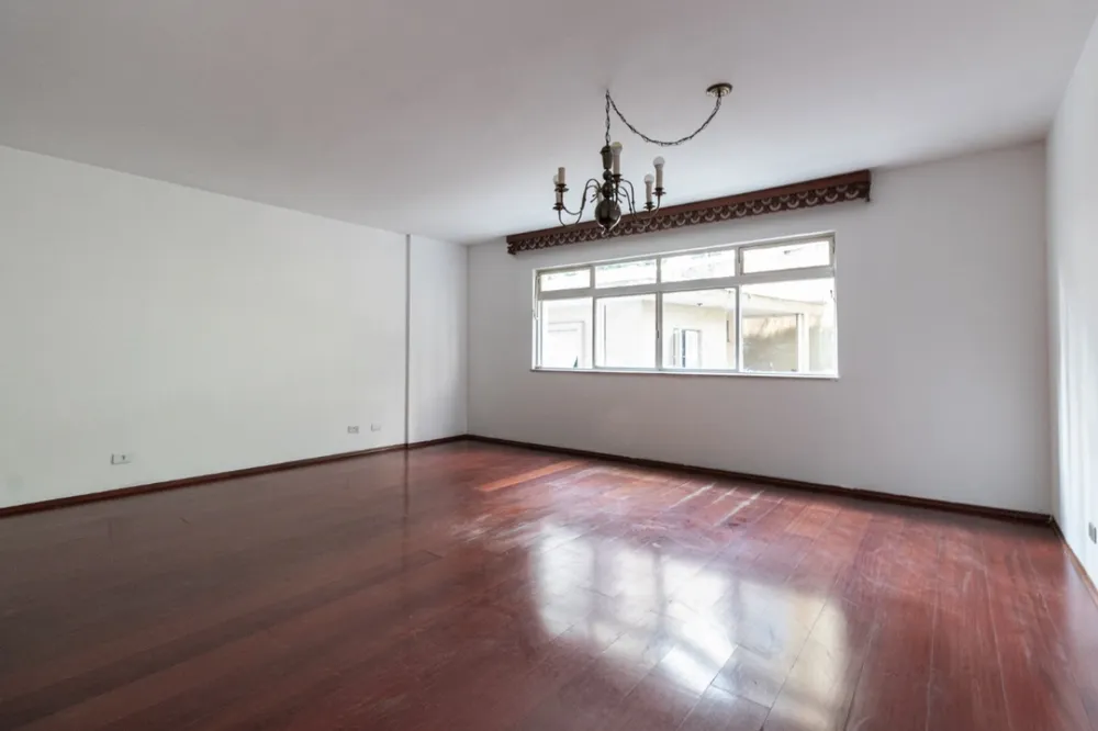 Apartamento, 3 quartos, 140 m² - Foto 1