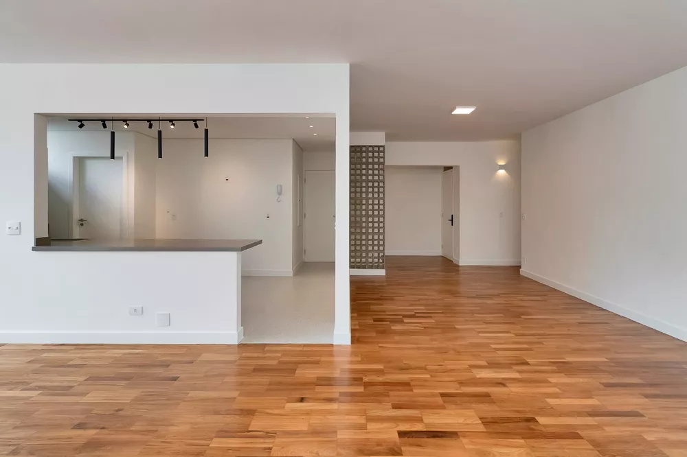 Apartamento à venda com 3 quartos, 176m² - Foto 2