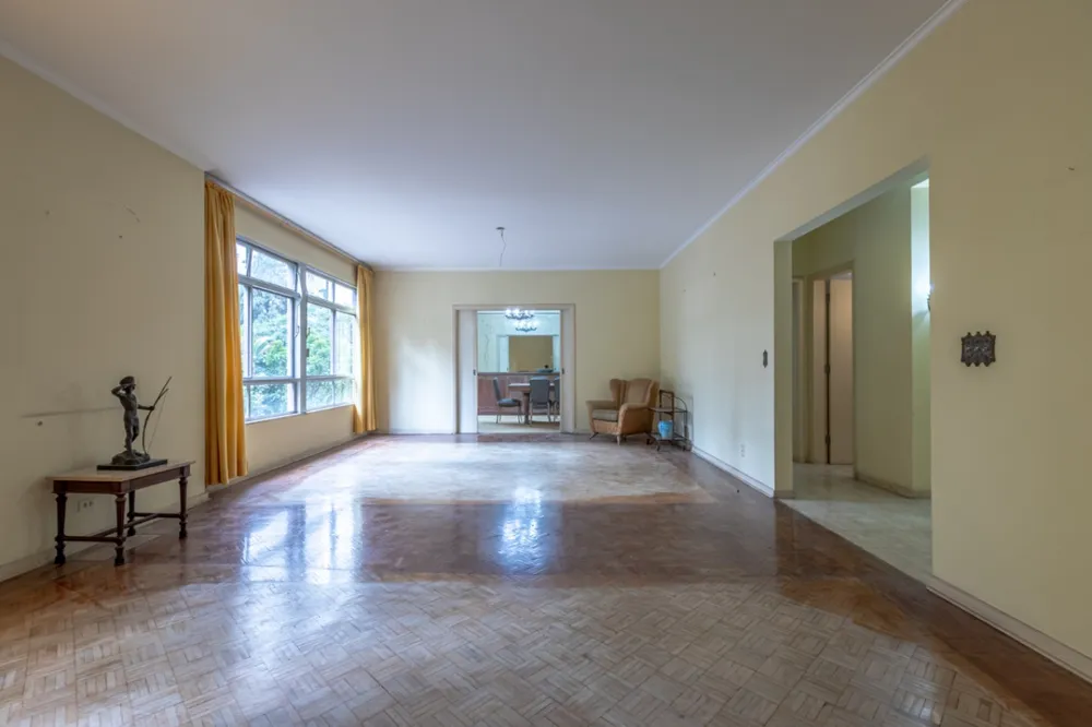 Apartamento, 3 quartos, 240 m² - Foto 1
