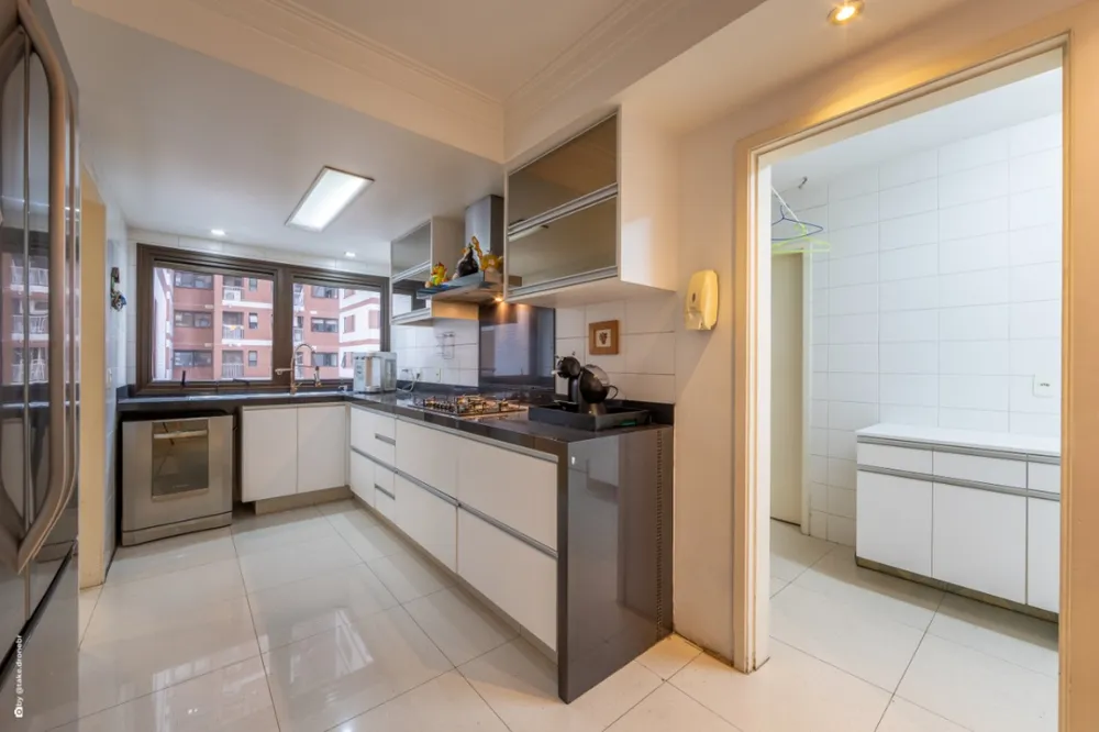Apartamento, 4 quartos, 210 m² - Foto 8