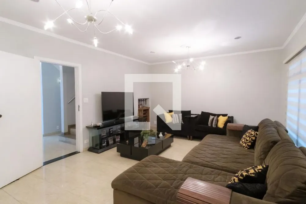 Casa, 3 quartos, 230 m² - Foto 1