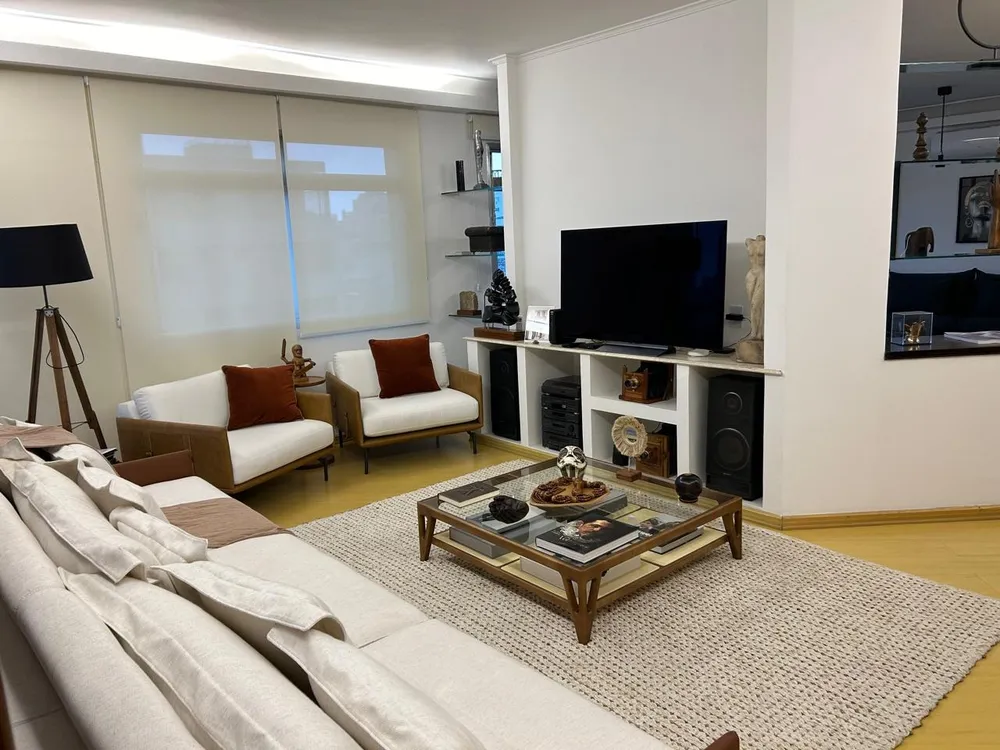 Apartamento, 3 quartos, 231 m² - Foto 2
