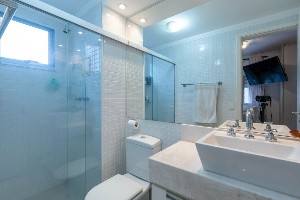 Apartamento à venda com 2 quartos, 105m² - Foto 2