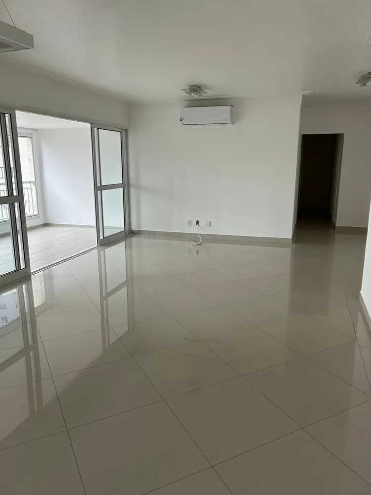 Apartamento, 4 quartos, 200 m² - Foto 1
