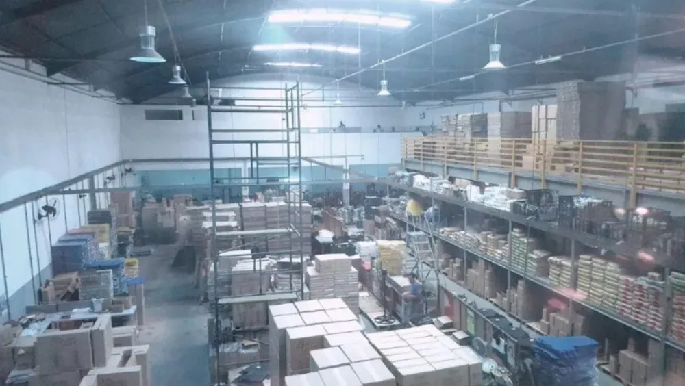Depósito-Galpão, 1234 m² - Foto 2