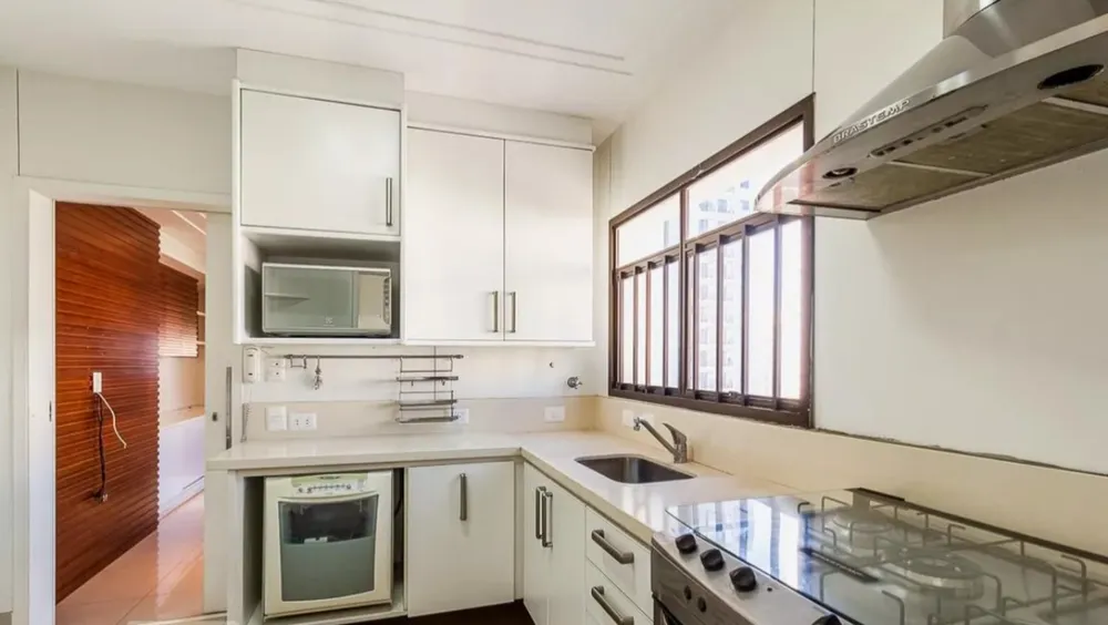 Apartamento, 3 quartos, 228 m² - Foto 1