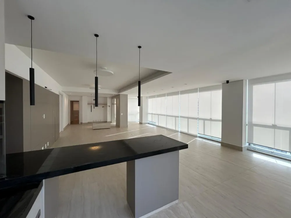 Apartamento, 3 quartos, 200 m² - Foto 4