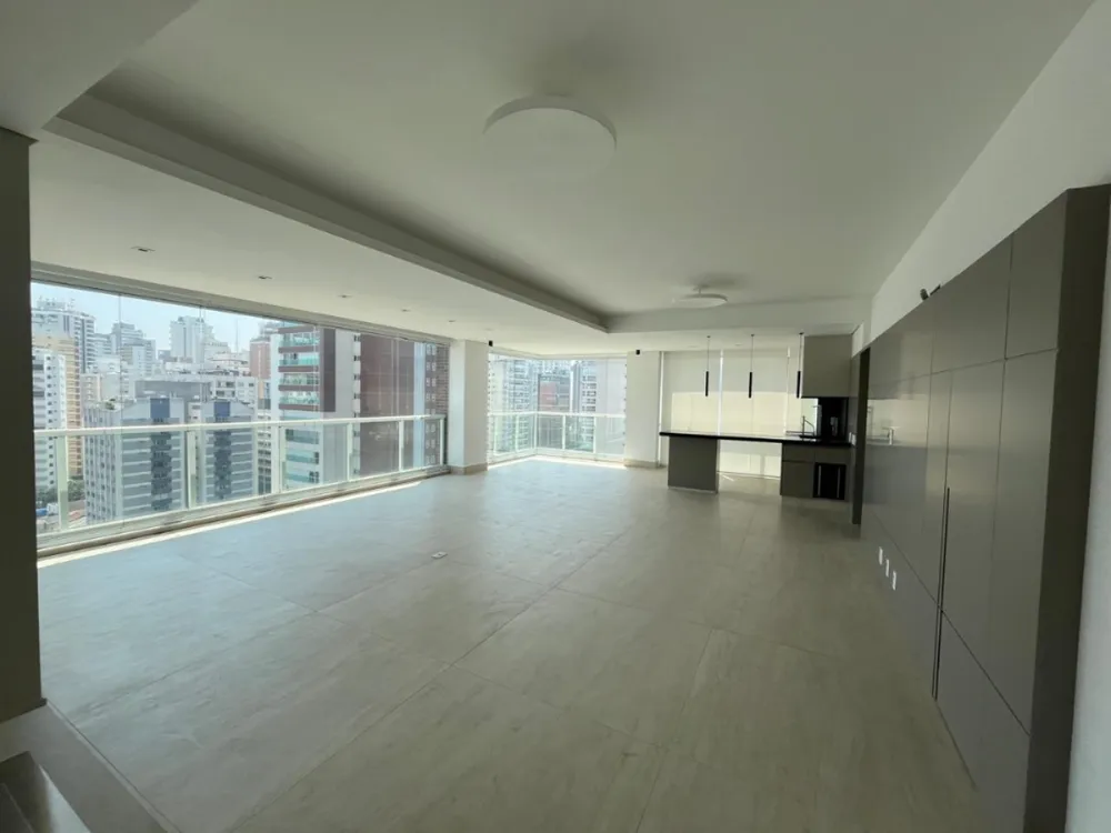 Apartamento, 3 quartos, 200 m² - Foto 1